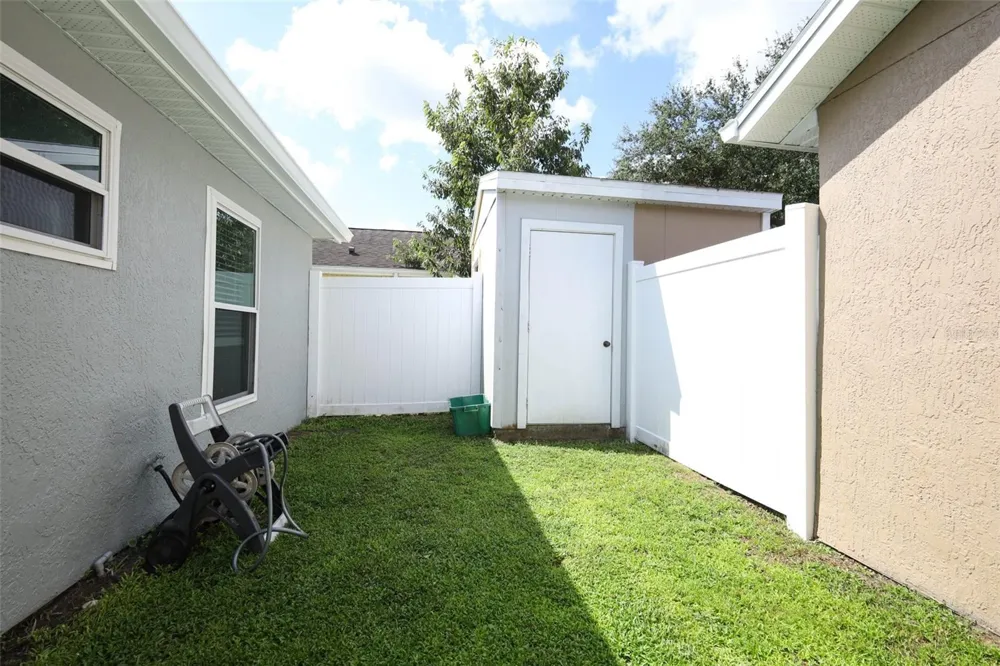 412 HORIZON DRIVE Winter Springs, FL 32708