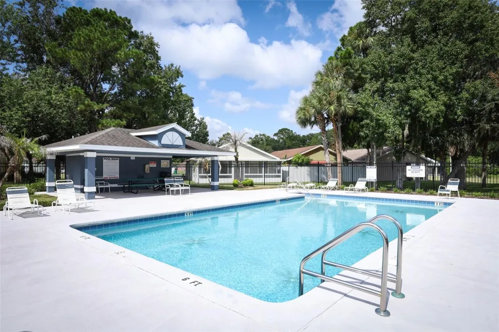 412 HORIZON DRIVE Winter Springs, FL 32708