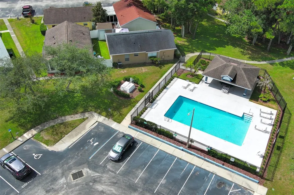 412 HORIZON DRIVE Winter Springs, FL 32708