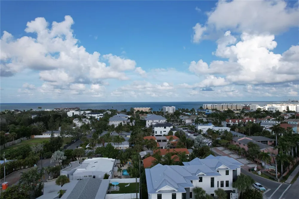 6937 MIDNIGHT PASS ROAD Sarasota, FL 34242