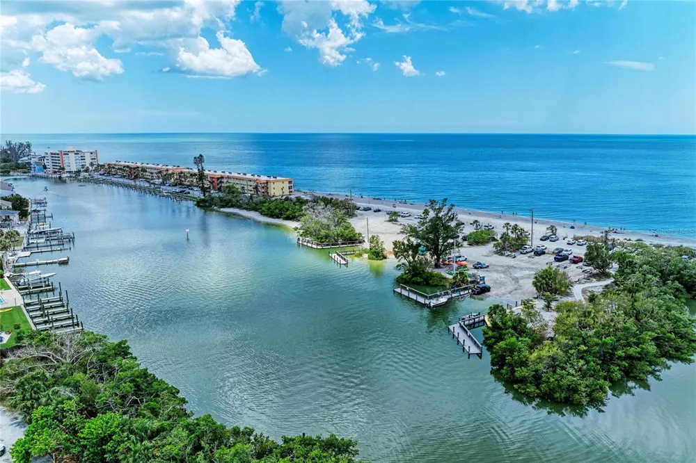 6937 MIDNIGHT PASS ROAD Sarasota, FL 34242