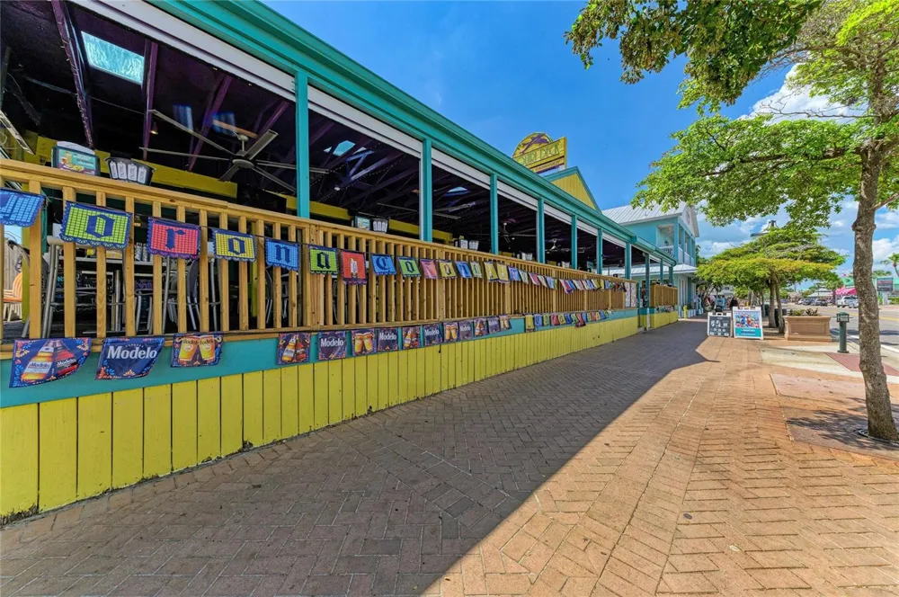 6937 MIDNIGHT PASS ROAD Sarasota, FL 34242