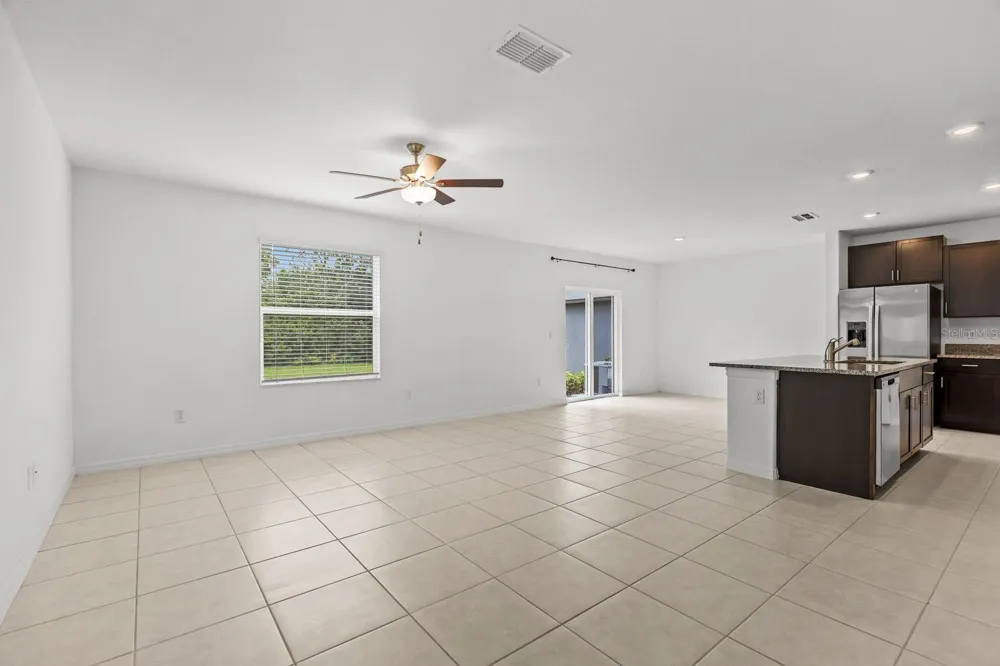5552 BLUE AZURE DRIVE Wimauma, FL 33598