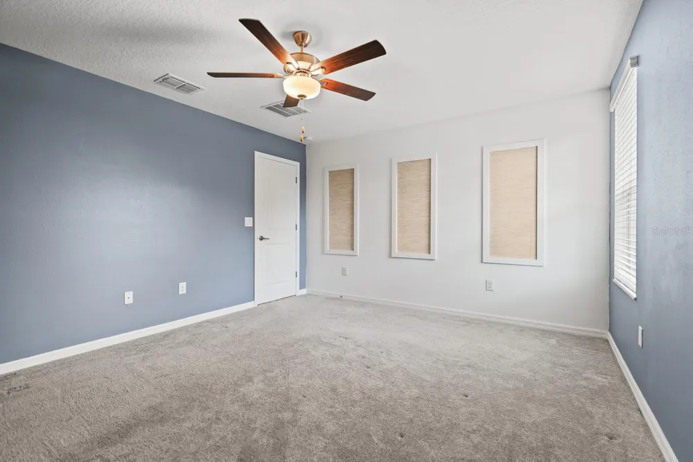 5552 BLUE AZURE DRIVE Wimauma, FL 33598