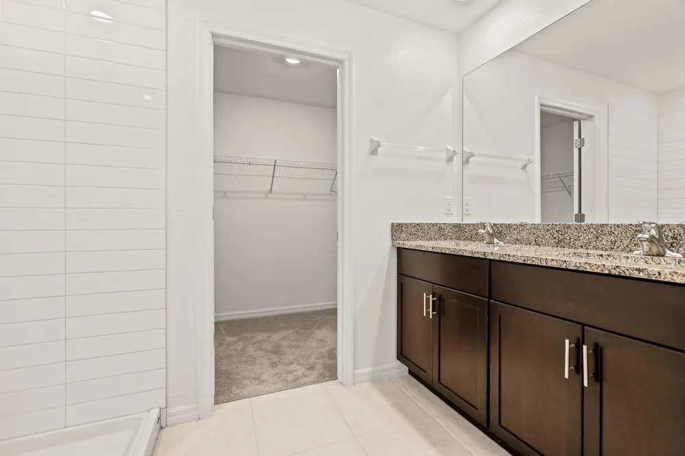 5552 BLUE AZURE DRIVE Wimauma, FL 33598