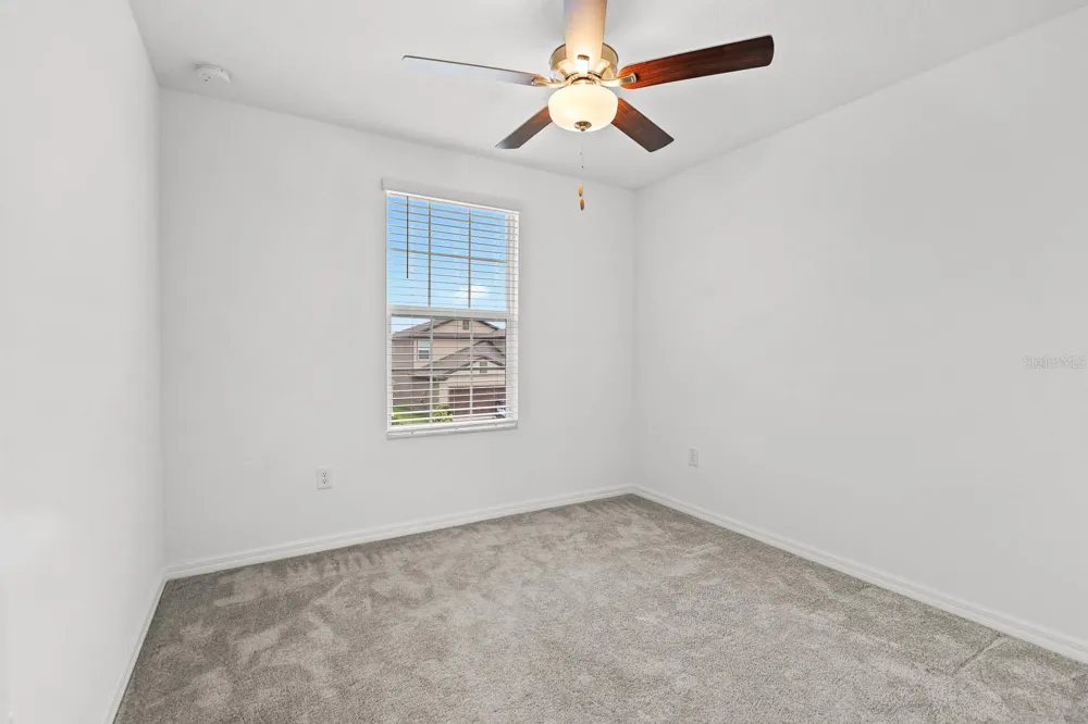 5552 BLUE AZURE DRIVE Wimauma, FL 33598