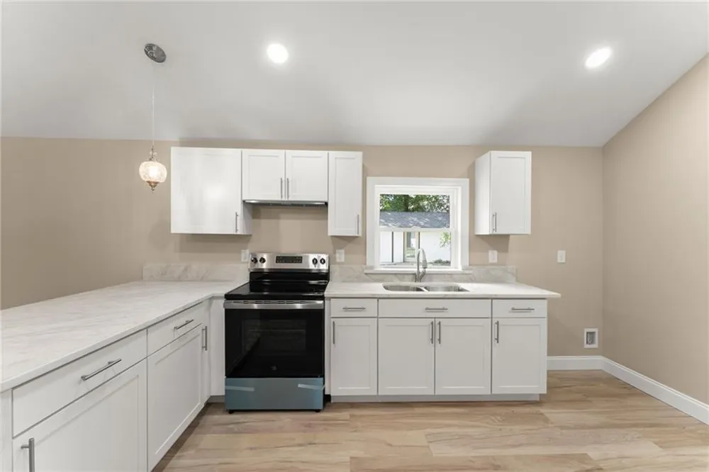 2443 Old Cornelia Highway Gainesville, GA 30507