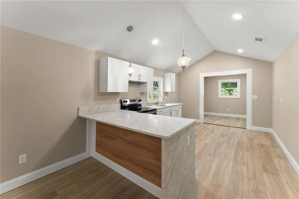 2443 Old Cornelia Highway Gainesville, GA 30507