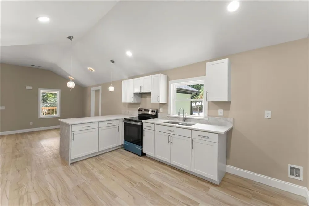 2443 Old Cornelia Highway Gainesville, GA 30507