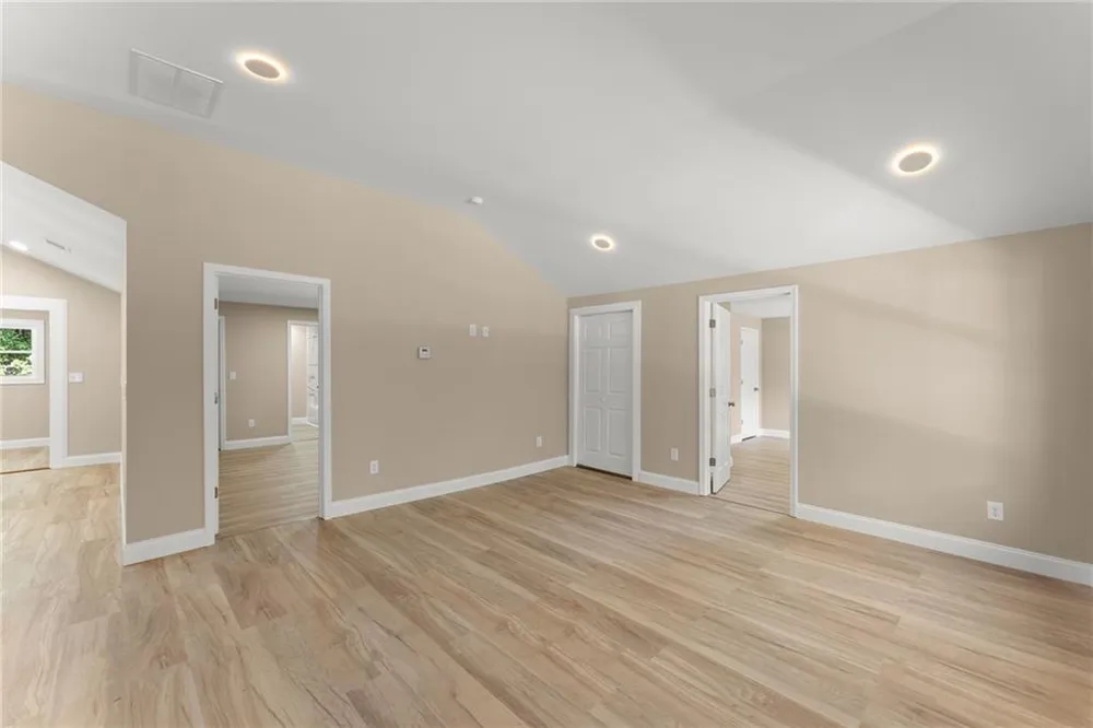2443 Old Cornelia Highway Gainesville, GA 30507
