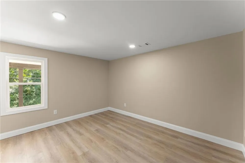 2443 Old Cornelia Highway Gainesville, GA 30507