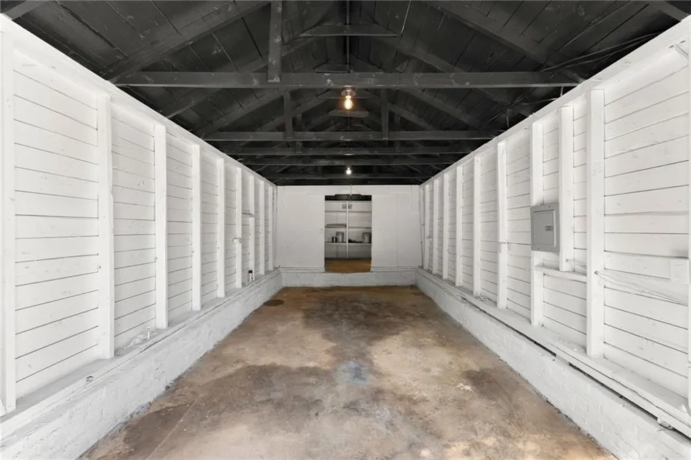 2443 Old Cornelia Highway Gainesville, GA 30507