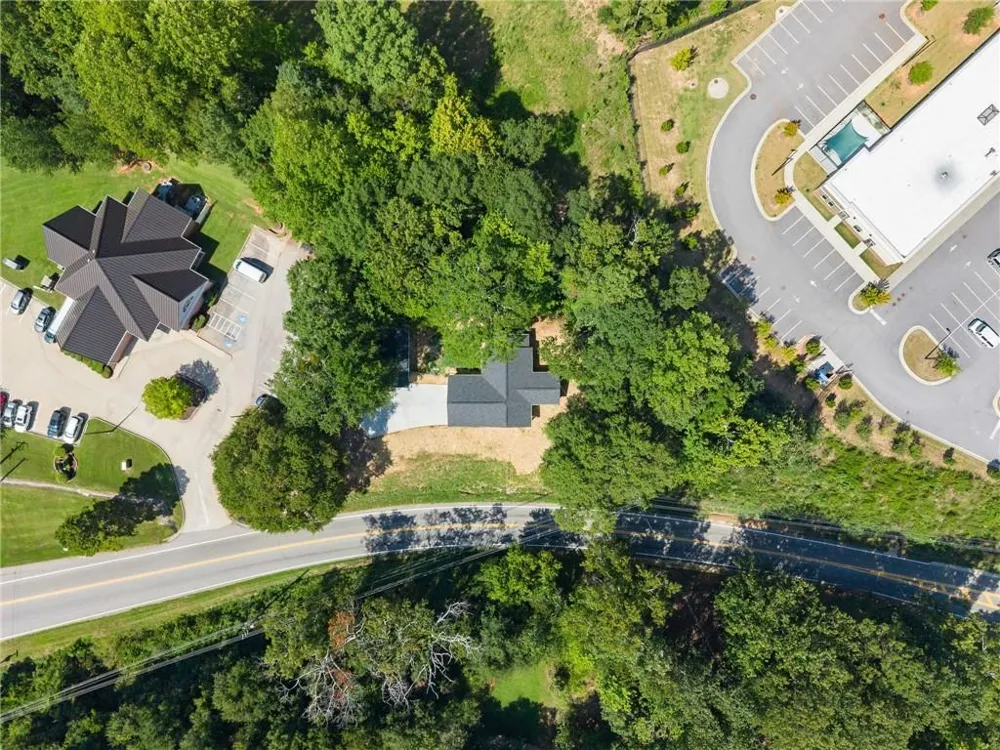 2443 Old Cornelia Highway Gainesville, GA 30507