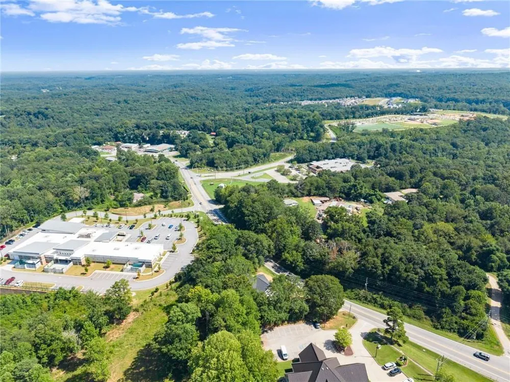 2443 Old Cornelia Highway Gainesville, GA 30507