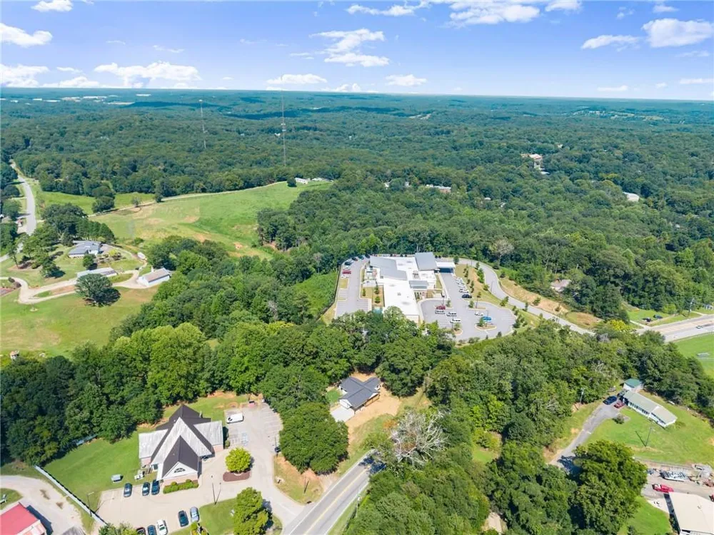 2443 Old Cornelia Highway Gainesville, GA 30507