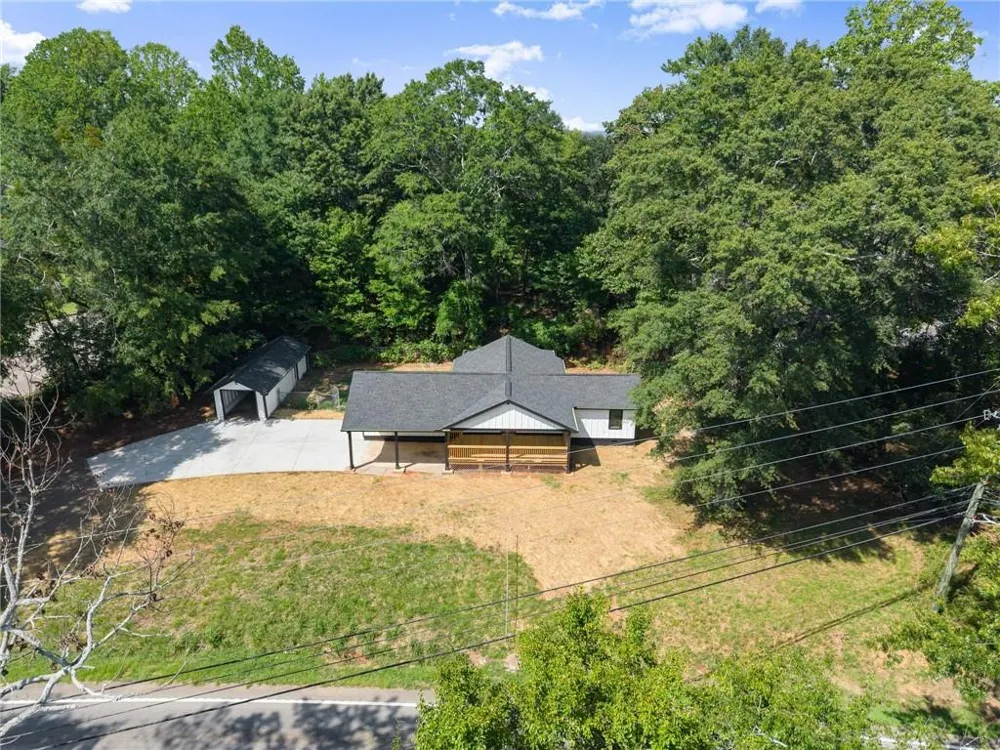 2443 Old Cornelia Highway Gainesville, GA 30507