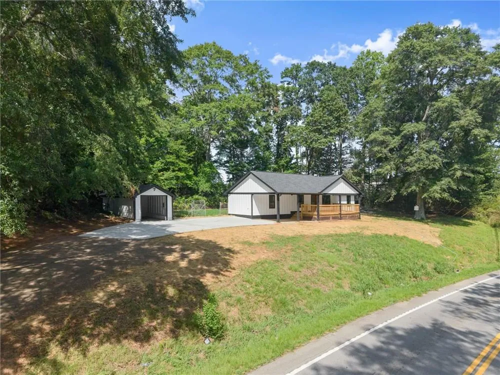 2443 Old Cornelia Highway Gainesville, GA 30507