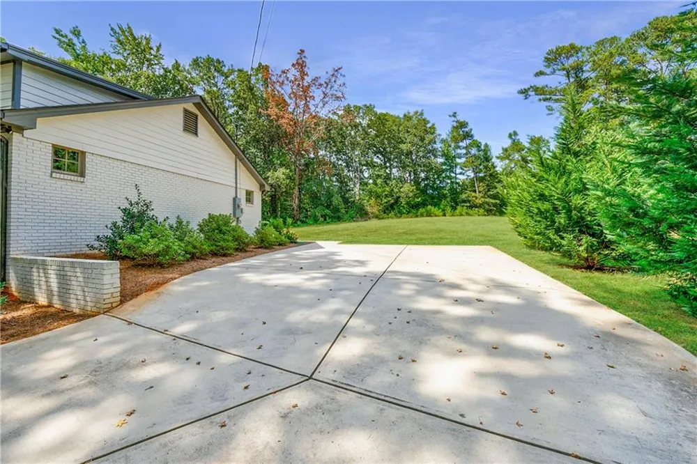 9585a Hutcheson Ferry Road Palmetto, GA 30268