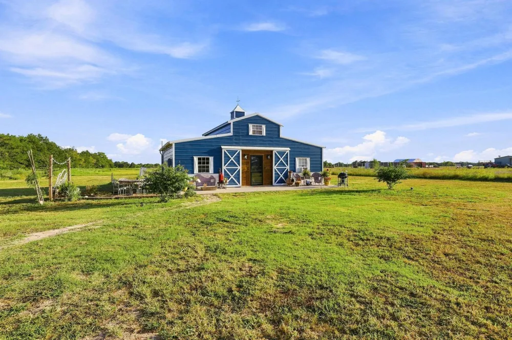 680 County Road 2200 Ivanhoe, TX 75447