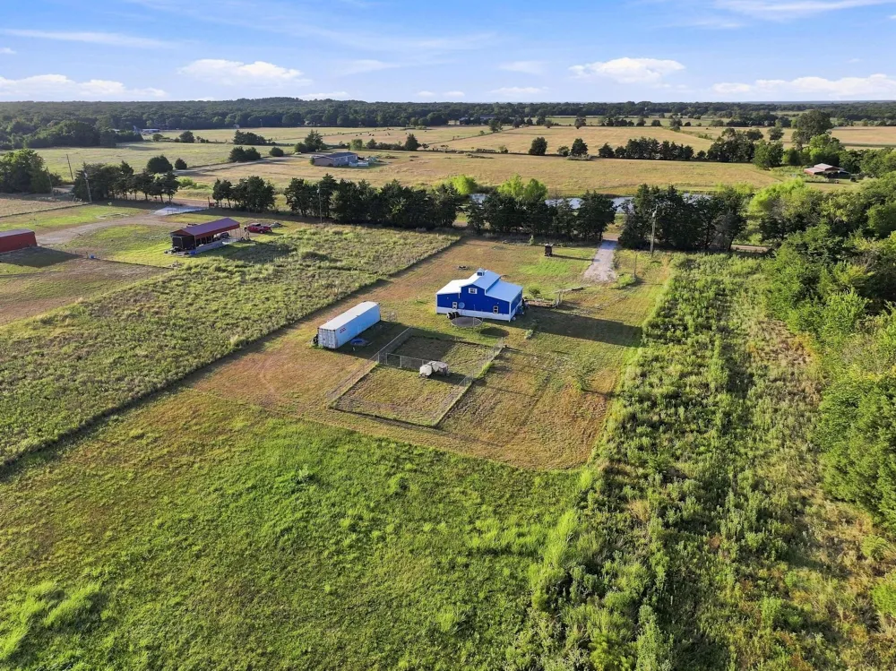 680 County Road 2200 Ivanhoe, TX 75447