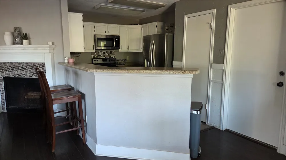2103 Prairie Creek Trail Garland, TX 75040