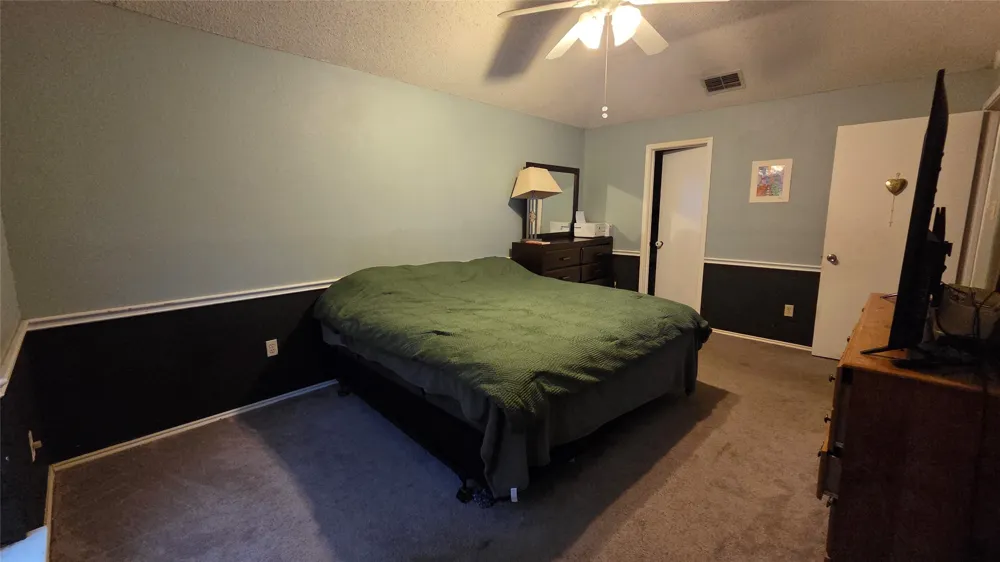 2103 Prairie Creek Trail Garland, TX 75040