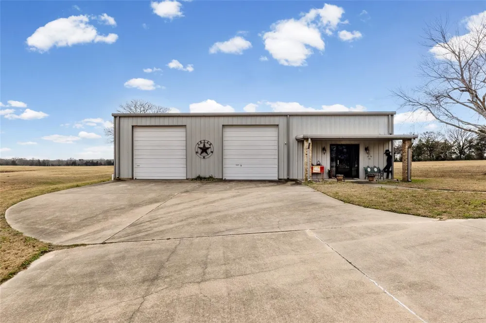 1127 County Road Sw 3230 Winnsboro, TX 75494