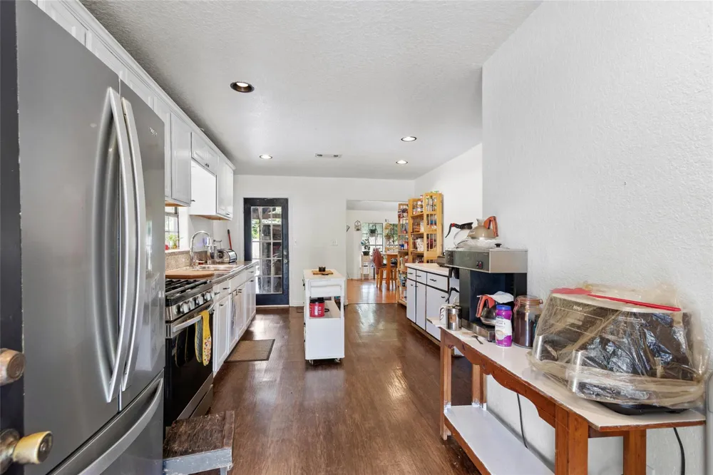 137 Shady Lane West Columbia, TX 77486