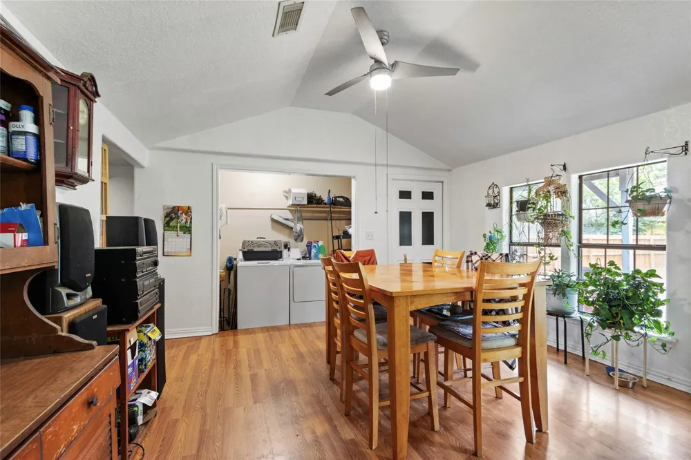 137 Shady Lane West Columbia, TX 77486