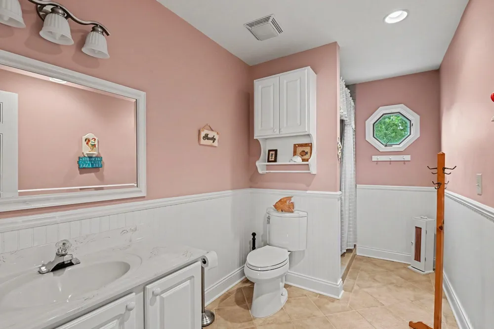 77 Park Avenue South Haven, MI 49090