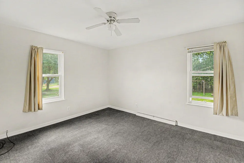 88 Henry Street Coopersville, MI 49404