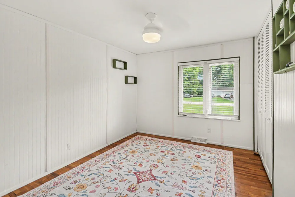 88 Henry Street Coopersville, MI 49404