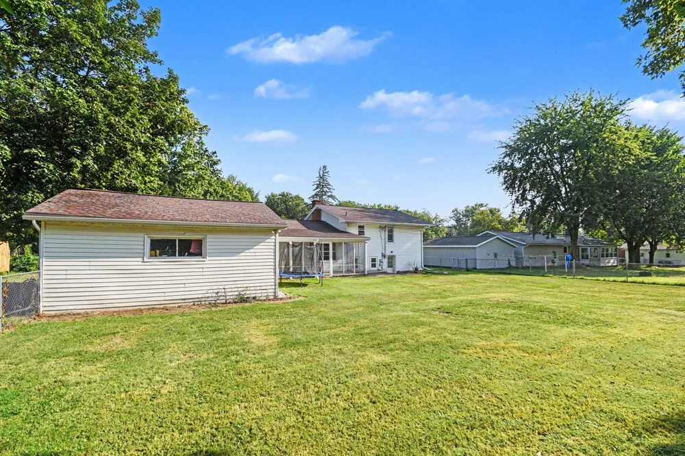 88 Henry Street Coopersville, MI 49404