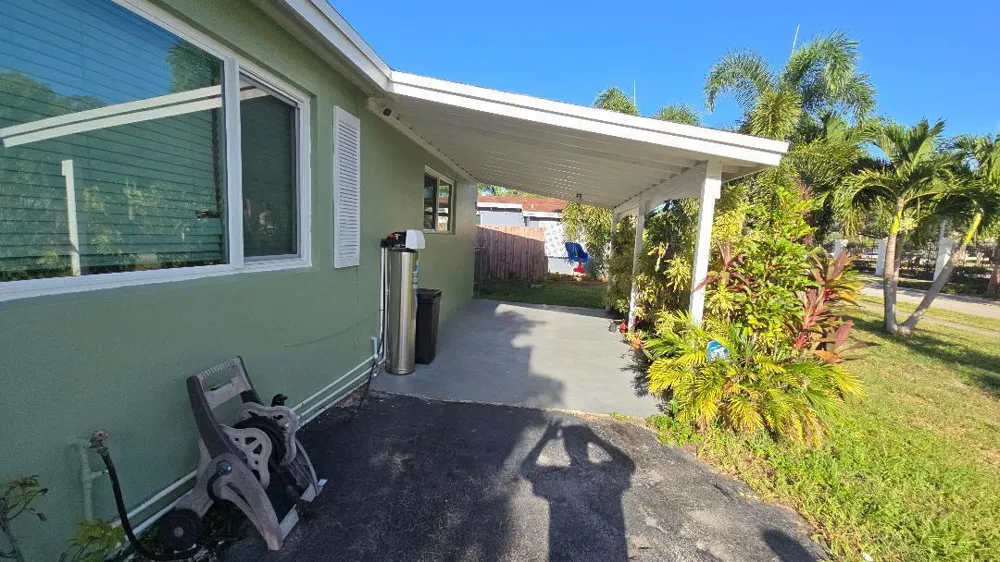 911 NE 58TH STREET Oakland Park, FL 33334