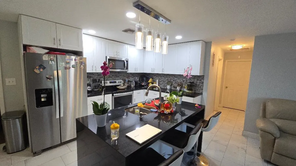 911 NE 58TH STREET Oakland Park, FL 33334
