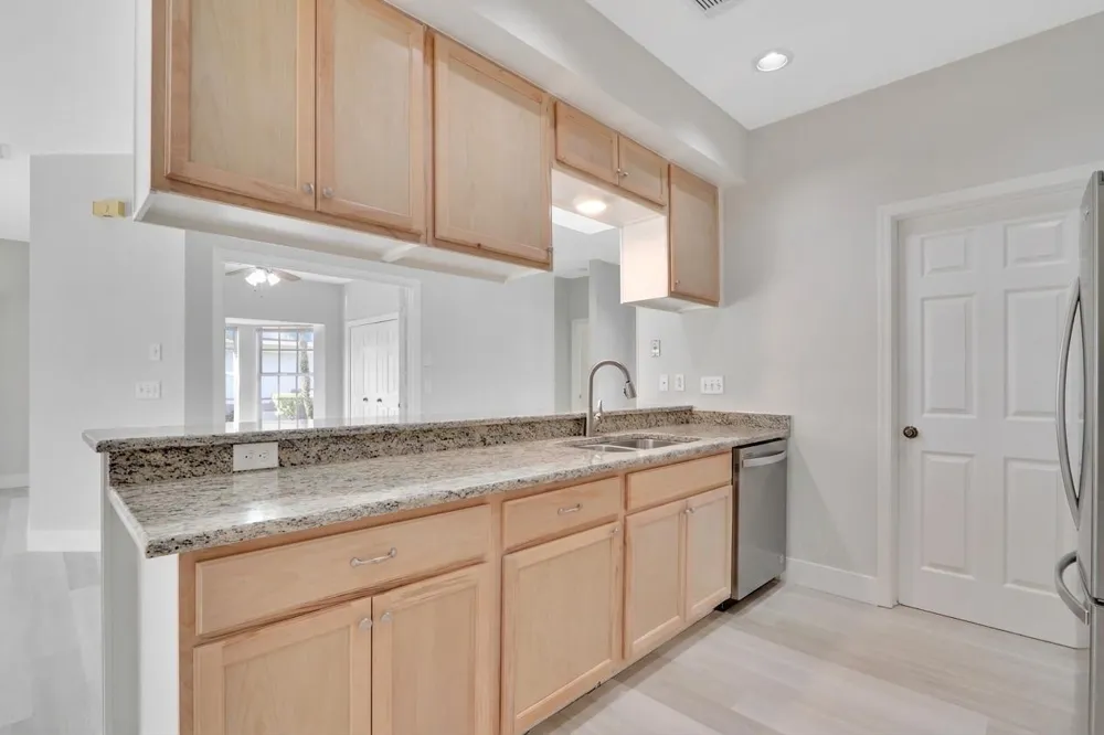 7340 PINE CREEK WAY Port St. Lucie, FL 34986