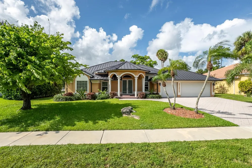 15622 CYPRESS PARK DRIVE Wellington, FL 33414