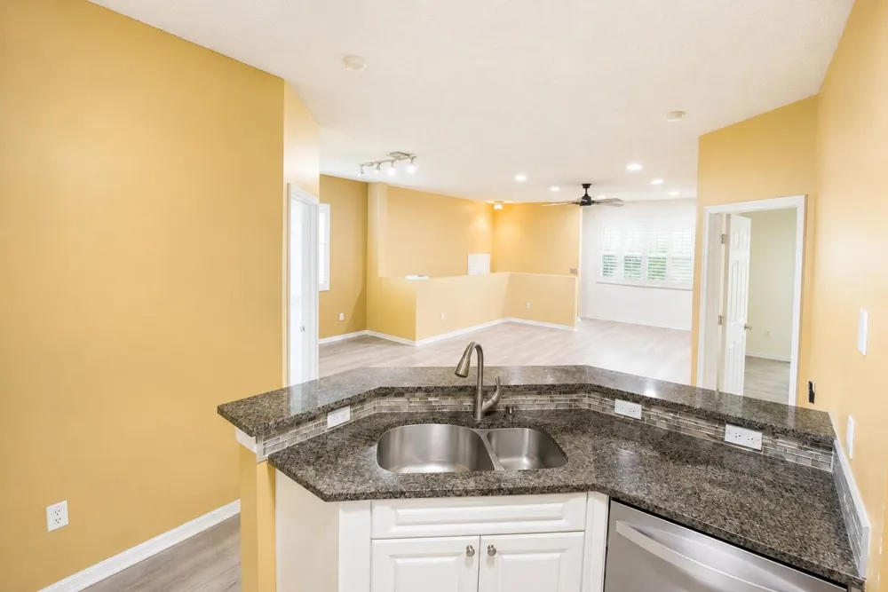 2927 CRESTWOOD TERRACE #7201 Margate, FL 33063