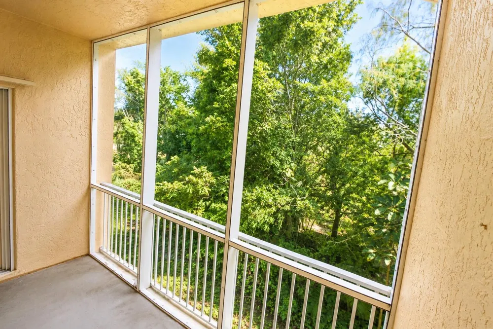 2927 CRESTWOOD TERRACE #7201 Margate, FL 33063