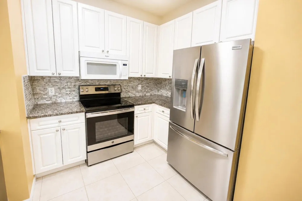 2927 CRESTWOOD TERRACE #7201 Margate, FL 33063
