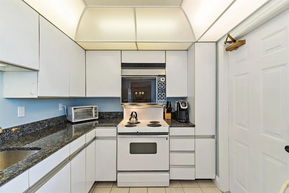 1605 S Us Highway 1 #M3-404 Jupiter, FL 33477