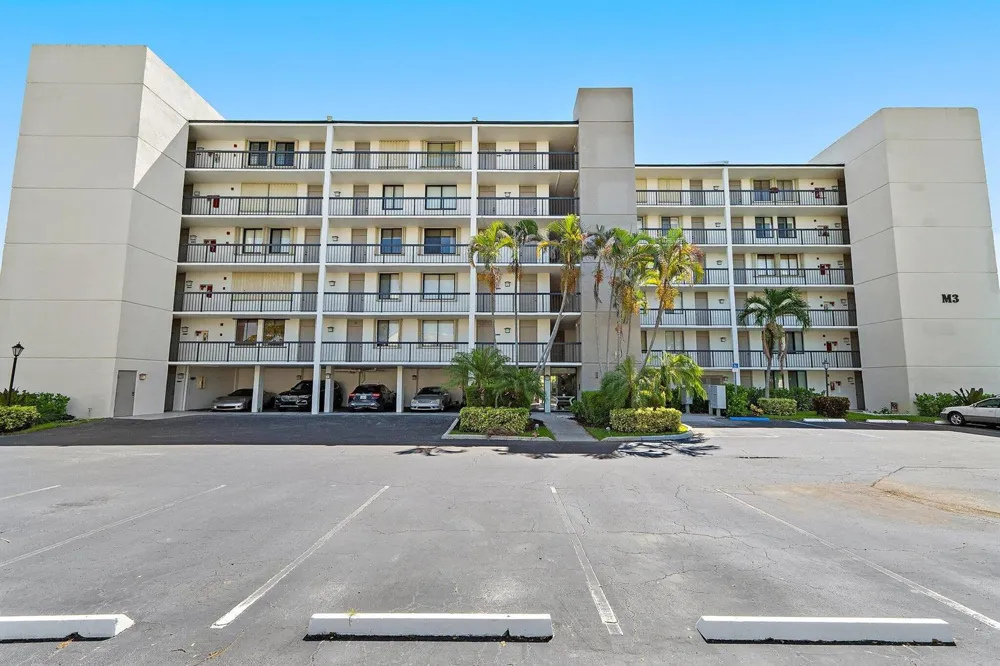 1605 S Us Highway 1 #M3-404 Jupiter, FL 33477
