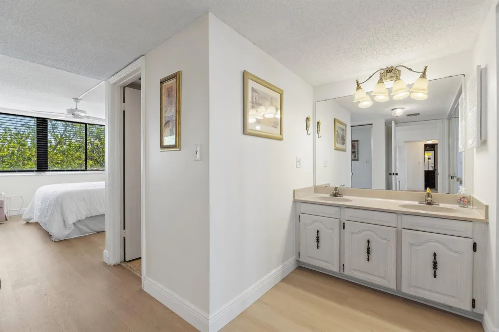 1605 S Us Highway 1 #M3-404 Jupiter, FL 33477