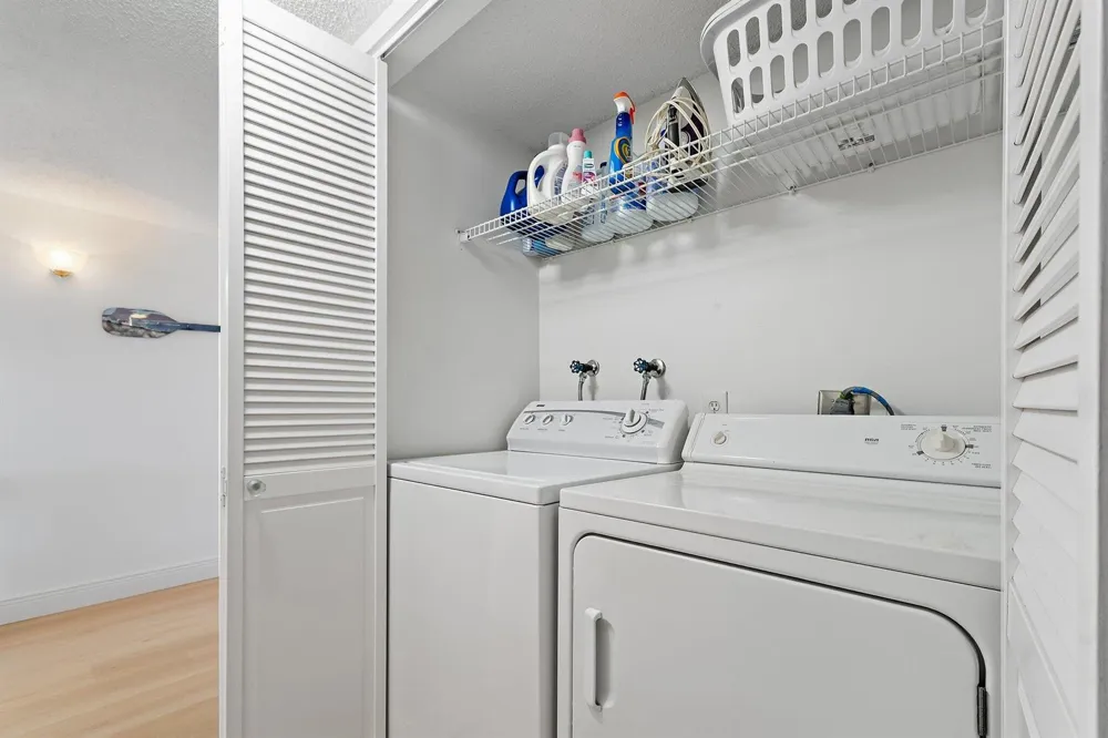 1605 S Us Highway 1 #M3-404 Jupiter, FL 33477