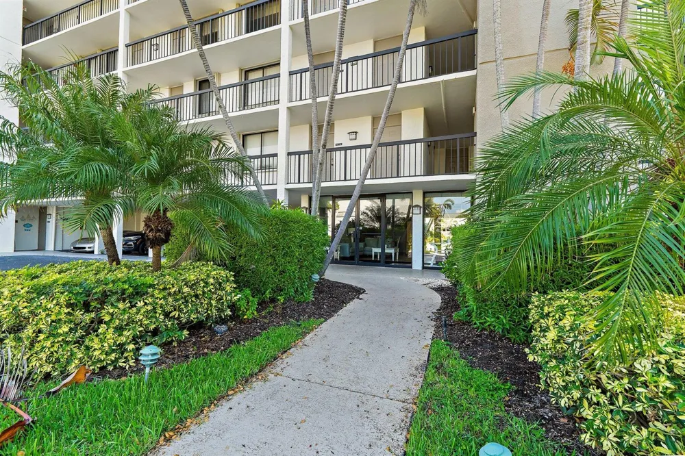 1605 S Us Highway 1 #M3-404 Jupiter, FL 33477