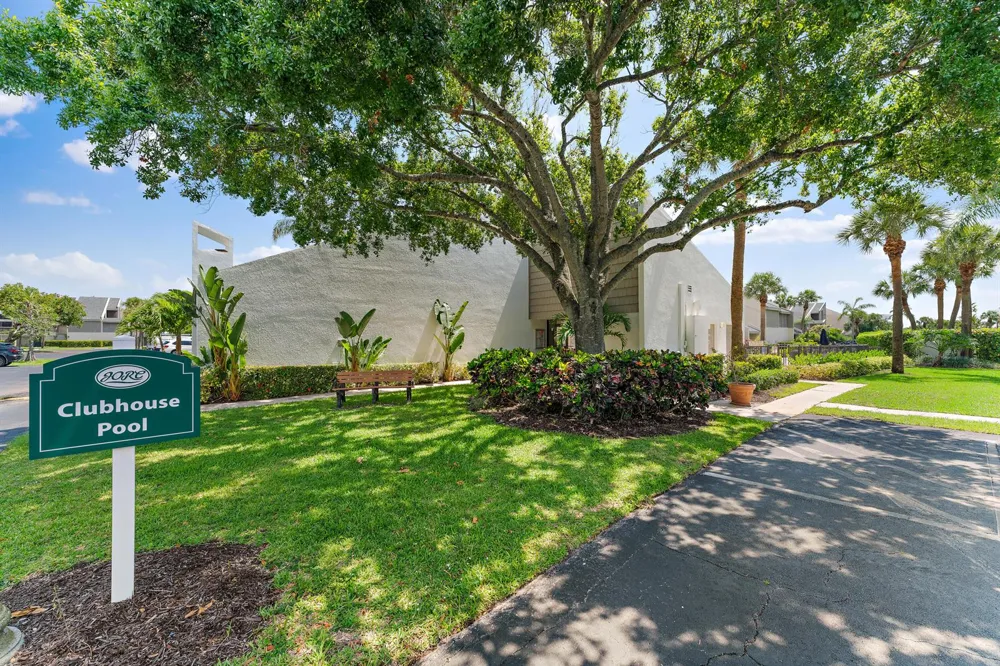 1605 S Us Highway 1 #M3-404 Jupiter, FL 33477