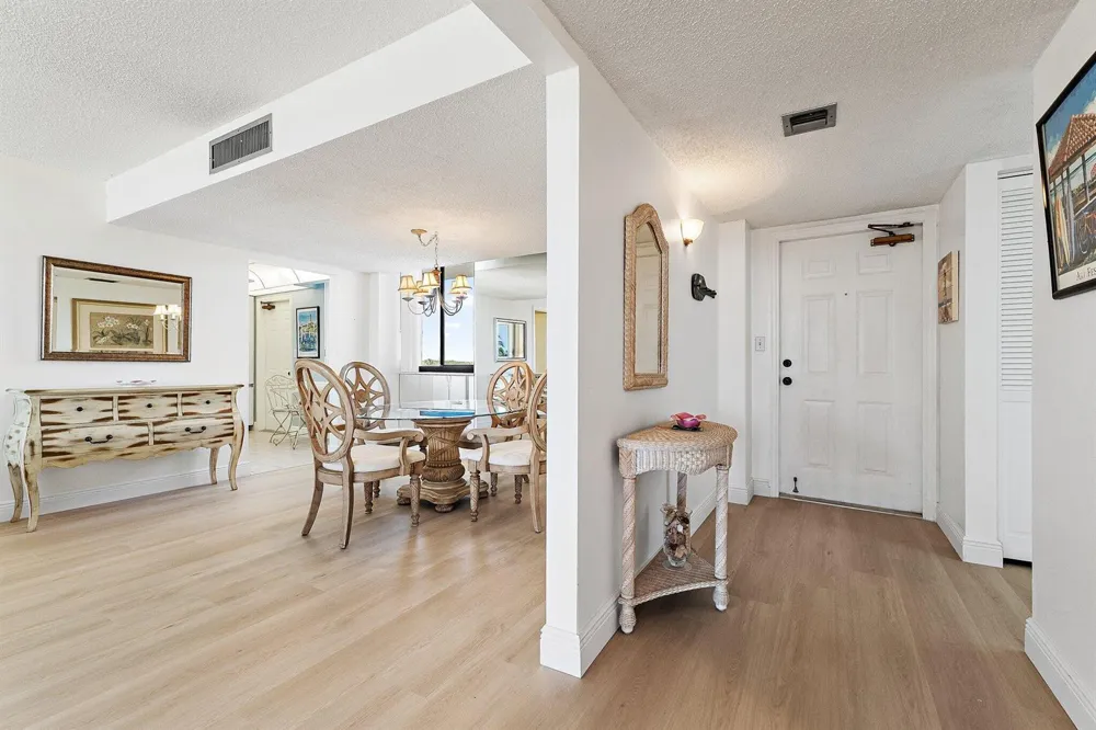 1605 S Us Highway 1 #M3-404 Jupiter, FL 33477