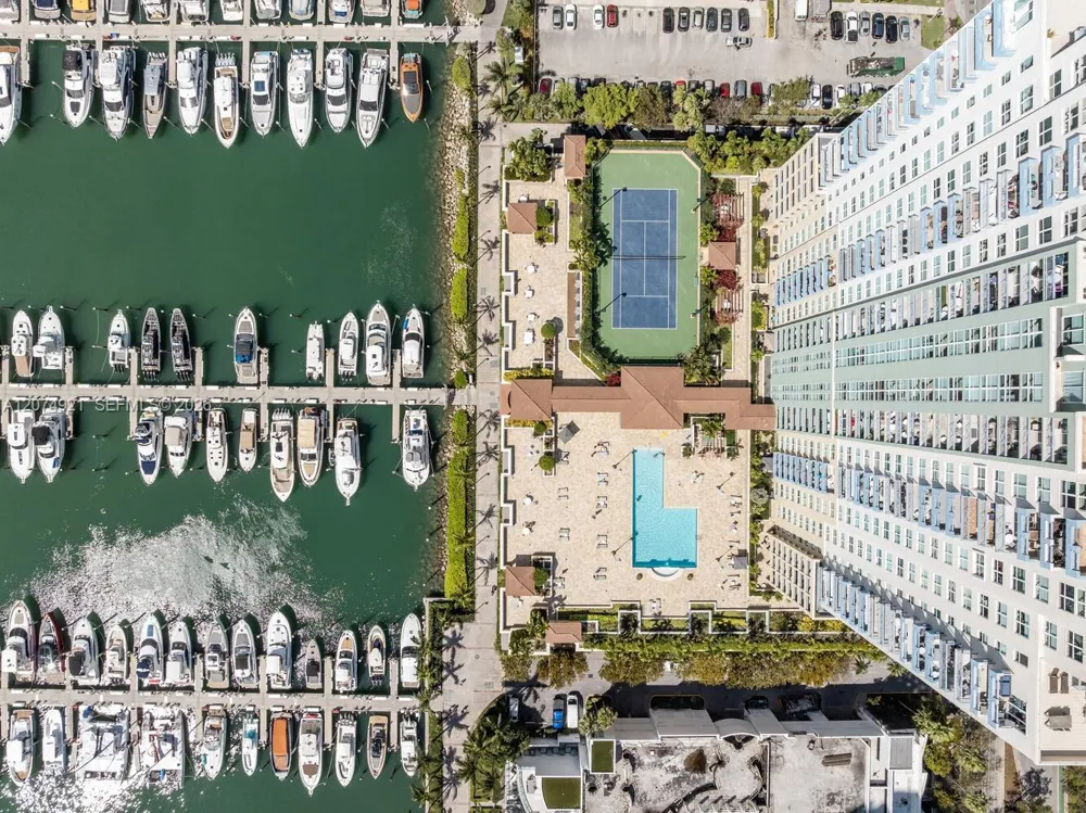 90 Alton Rd #2207 Miami Beach, FL 33139