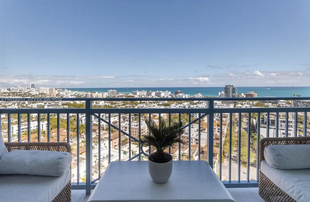 90 Alton Rd #2207 Miami Beach, FL 33139