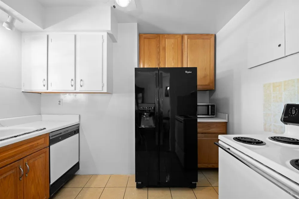 1221 SW 17th Street Fort Lauderdale, FL 33315
